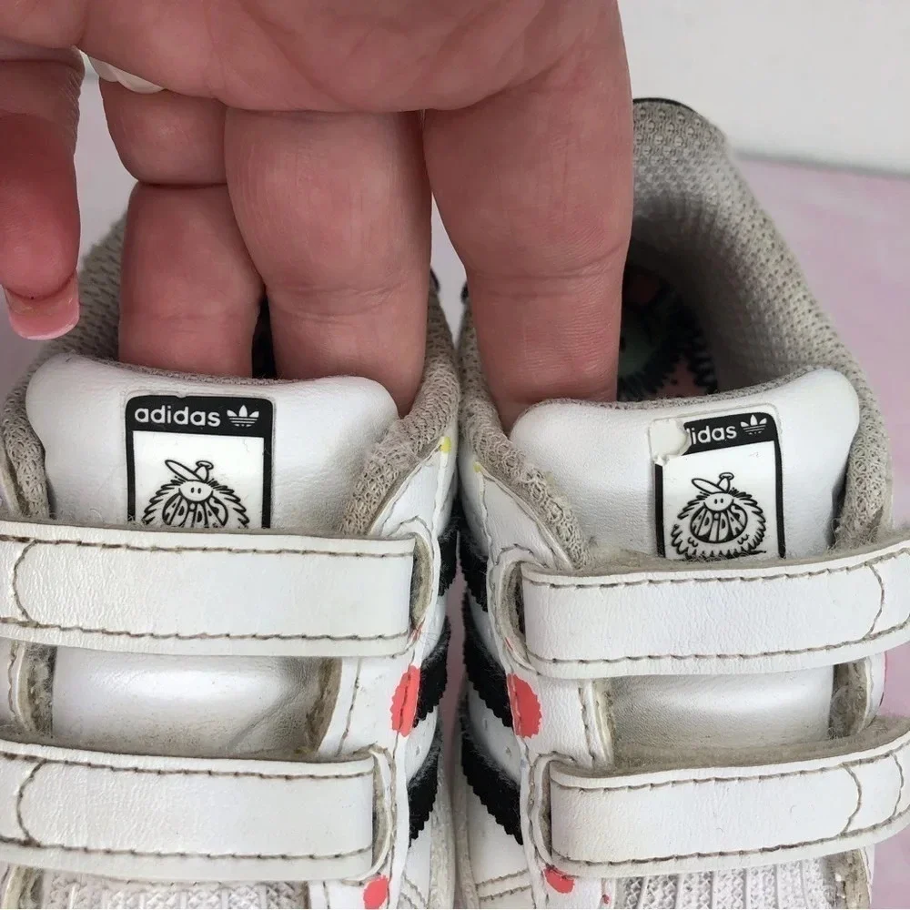 Adidas x Kevin Lyons sneakers‎ Superstar Monster Art size 4 infant